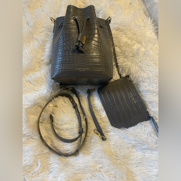 ๐ Teddy Blake gray. Bucket bag. - Picture 5 of 5